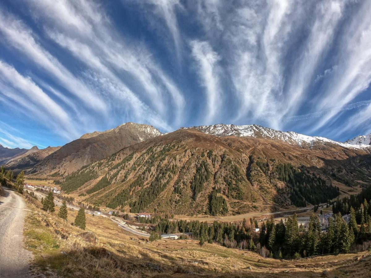 Piz-Hotel Sankt Leonhard im Pitztal Dış mekan fotoğraf